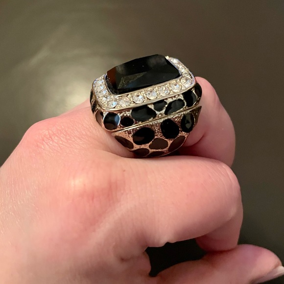 Cocktail Ring - Picture 3 of 8